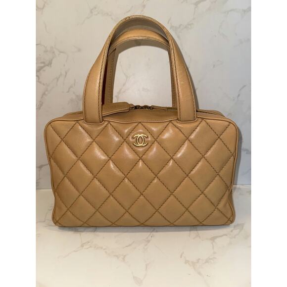 Chanel Vintage Gold Lambskin Leather Handbag - Good Condition - Picture 1 of 13